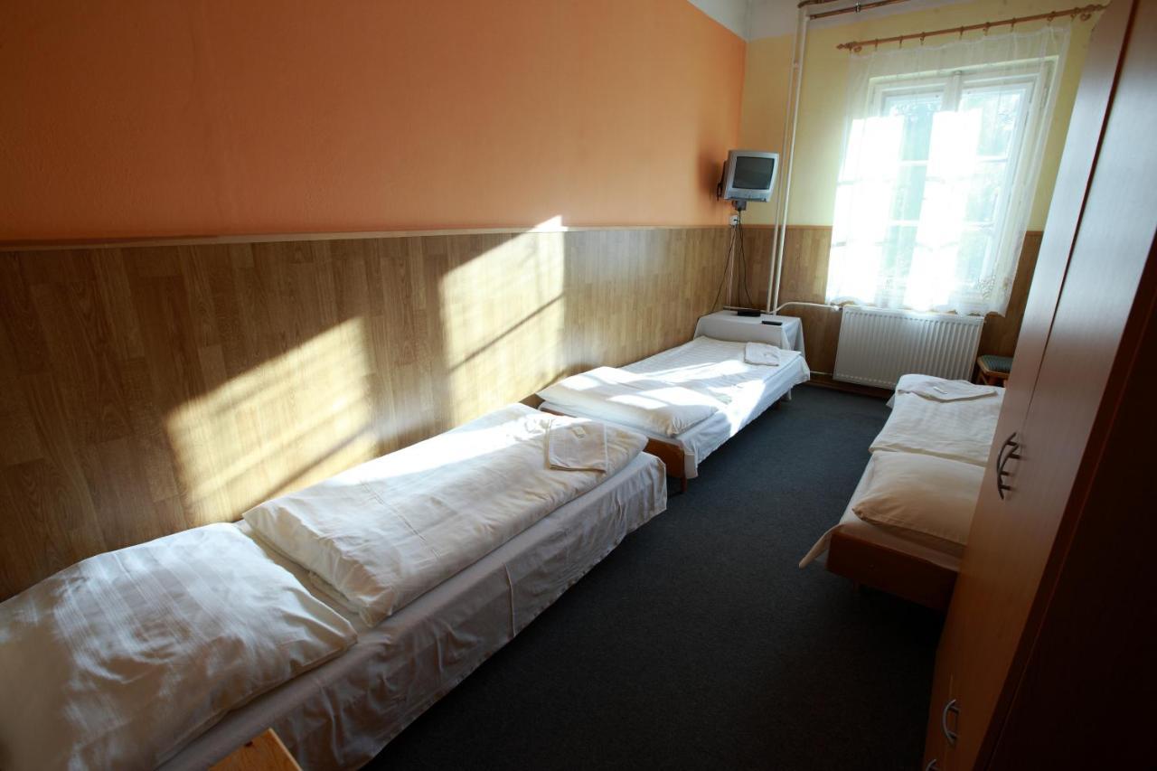 Hotel Slavie Клаштерец-над-Огржи Экстерьер фото